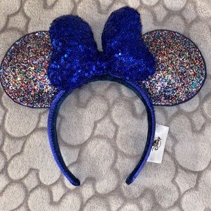 Blue glitter and sequin Minnie Mouse ears